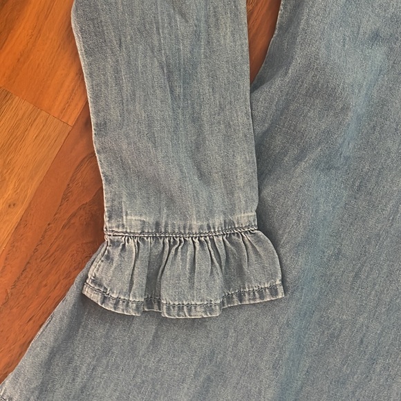 - Roebuck&Co. Ruffle dress - Picture 3 of 5